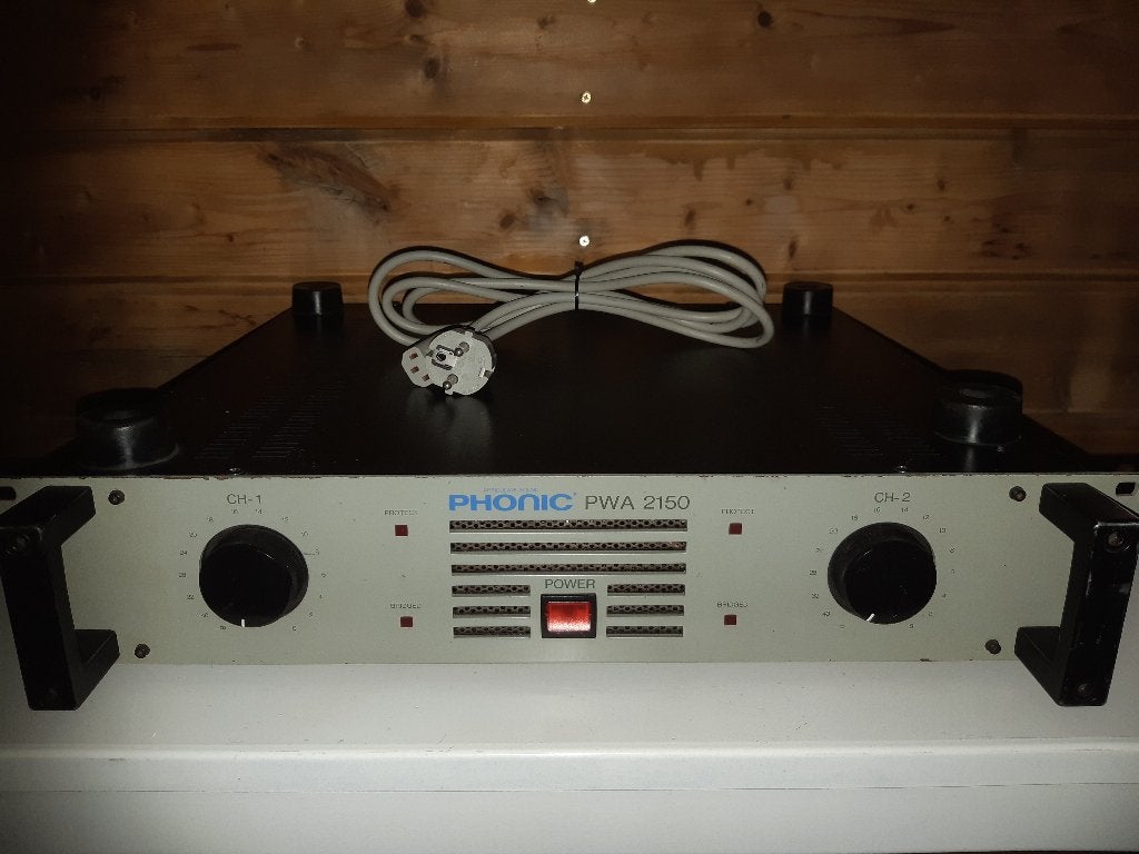 Phonic power amplifier, Ophalen of Verzenden, Gebruikt, Minder dan 500 watt, P.A.