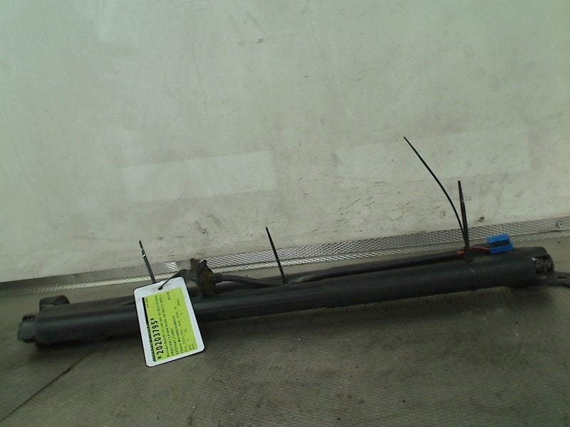 Schokbreker Set Voor Mercedes-Benz ML III (166) A1668900430, Gebruikt, Mercedes-Benz AG, Mercedes-Benz, Mercedesstraße 120, Stuttgart 70372, , Duitsland