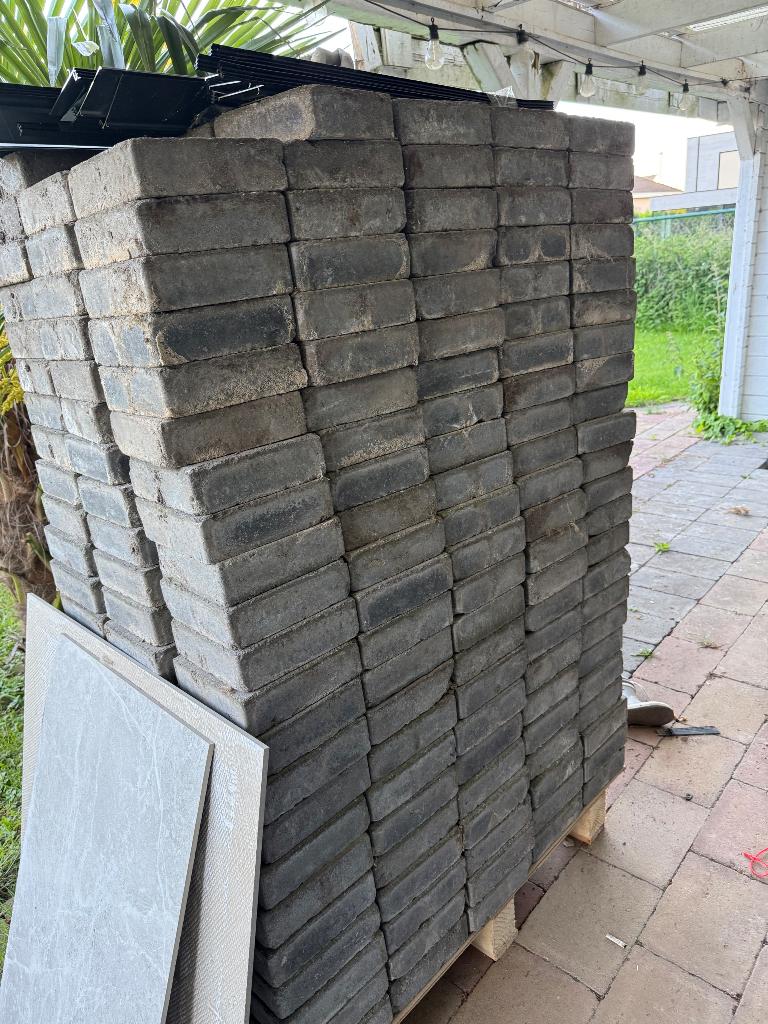 Buitentegels 20x20x6 voor 25m2, Ophalen, Klinkers, Zo goed als nieuw, 10 m² of meer