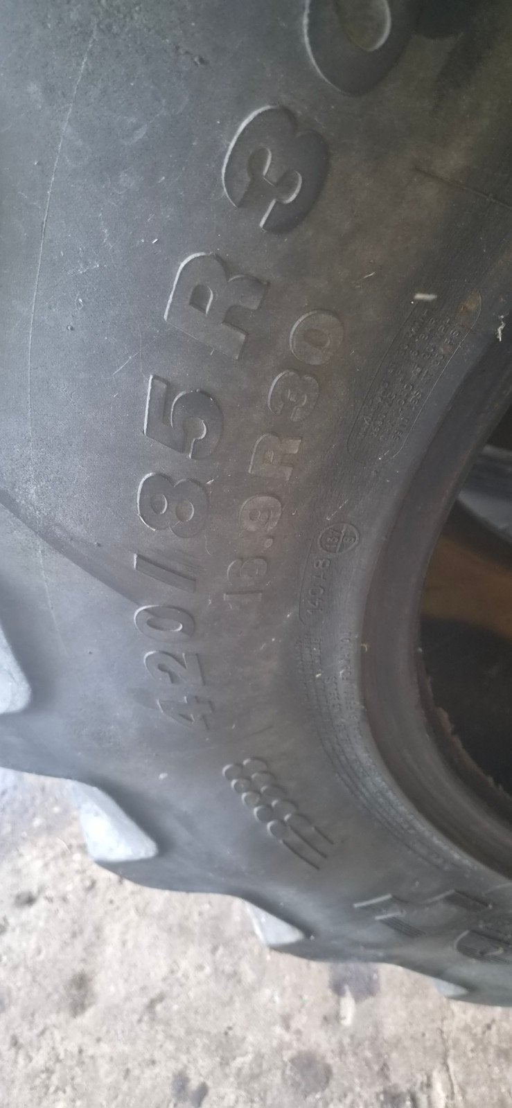 Banden 420/85R30 ( 16.9 R30 ), Ophalen of Verzenden