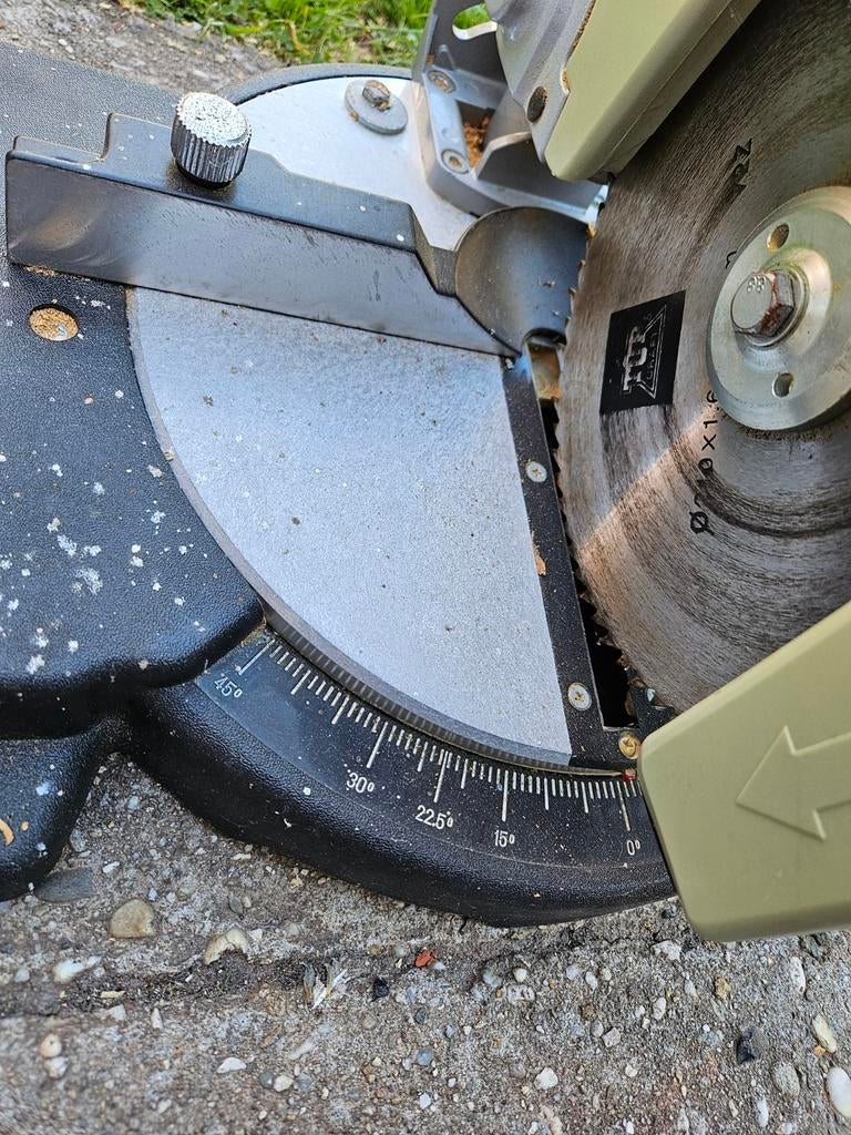 Cirkelzaag, Doe-het-zelf en Verbouw, Gereedschap | Zaagmachines, Ophalen, 1200 watt of meer, Cirkelzaag, 30 tot 70 mm