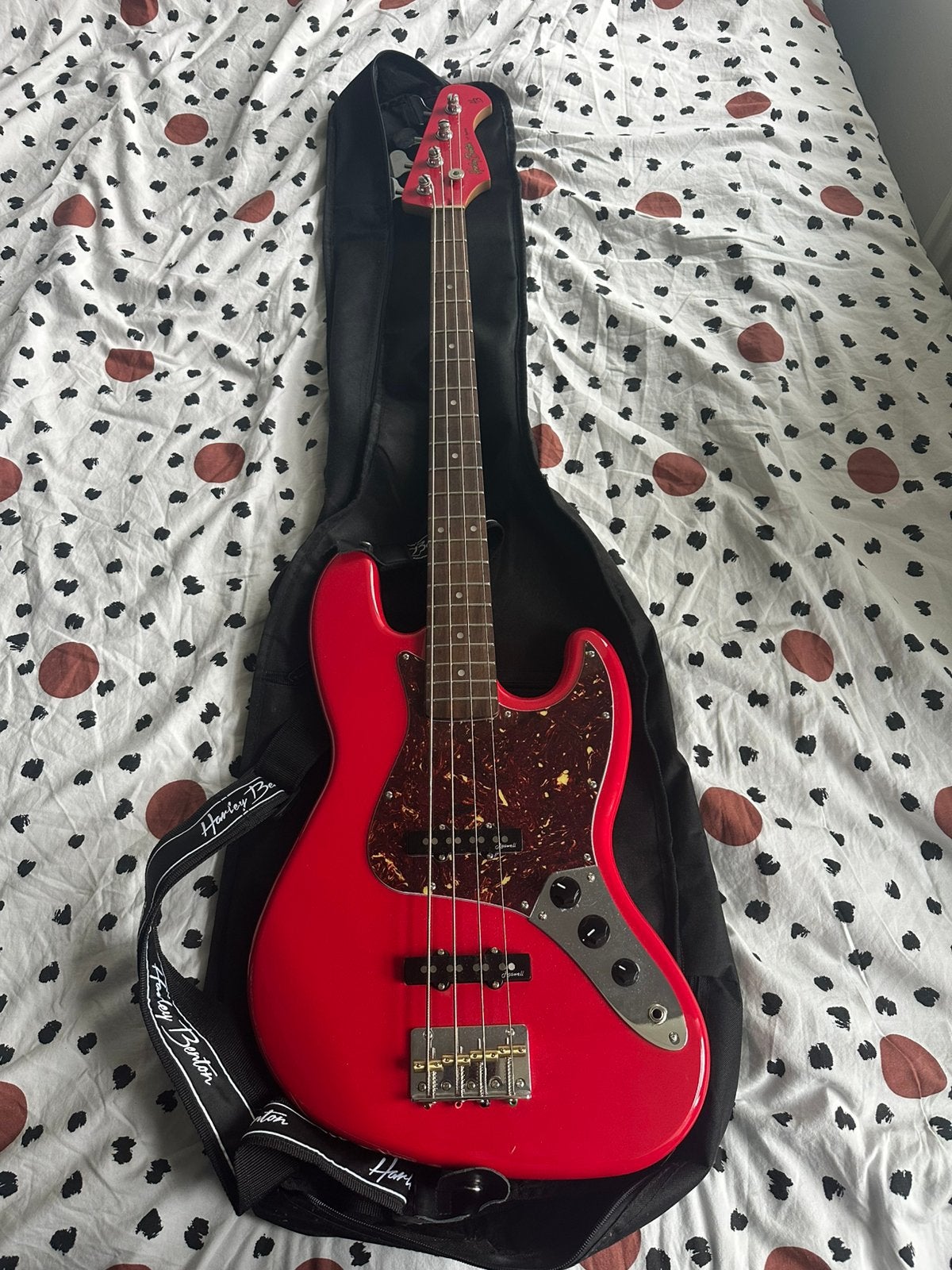 Harley Benton JB-62 CC DR Bass Guitar, Ophalen, Zo goed als nieuw