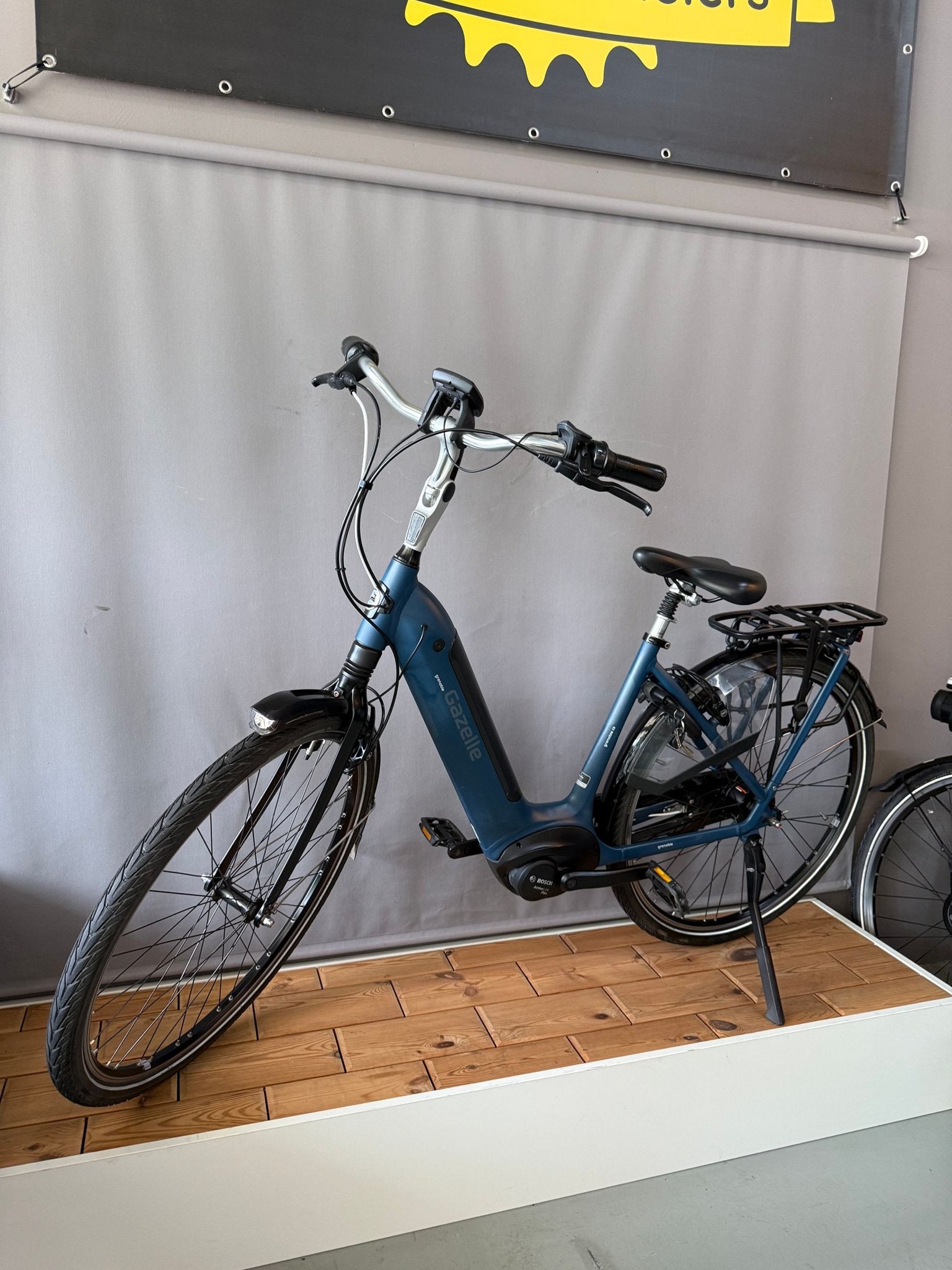 Elektrische fiets GAZELLE GRENOBLE C8 BOSCH, Fietsen en Brommers, -, -, Zo goed als nieuw, 47 tot 51 cm