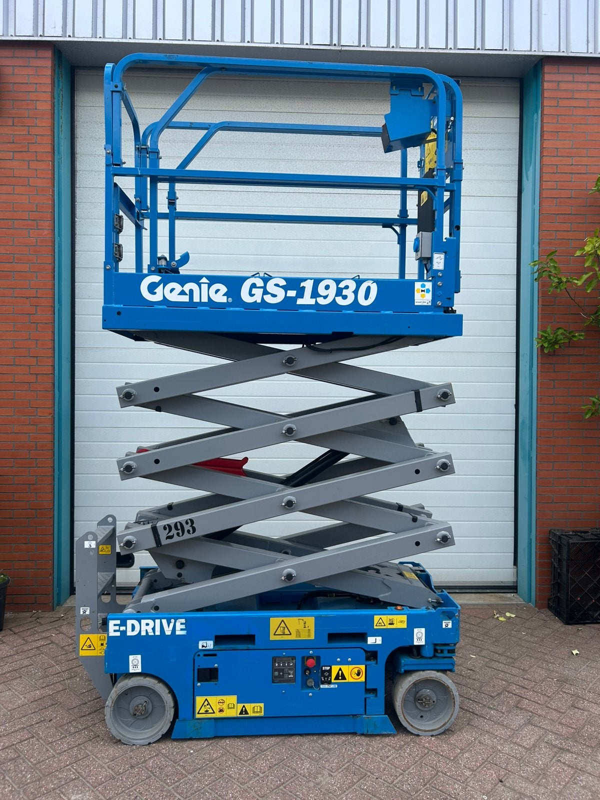 Genie gs 1930 schaarhoogwerker demo, Ophalen