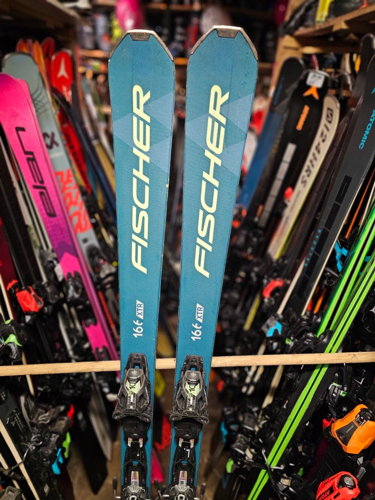166cm FISCHER RC ONE 78 CARVE SKIS, Sport en Fitness, 160 tot 180 cm, Fischer, Ophalen of Verzenden, Zo goed als nieuw