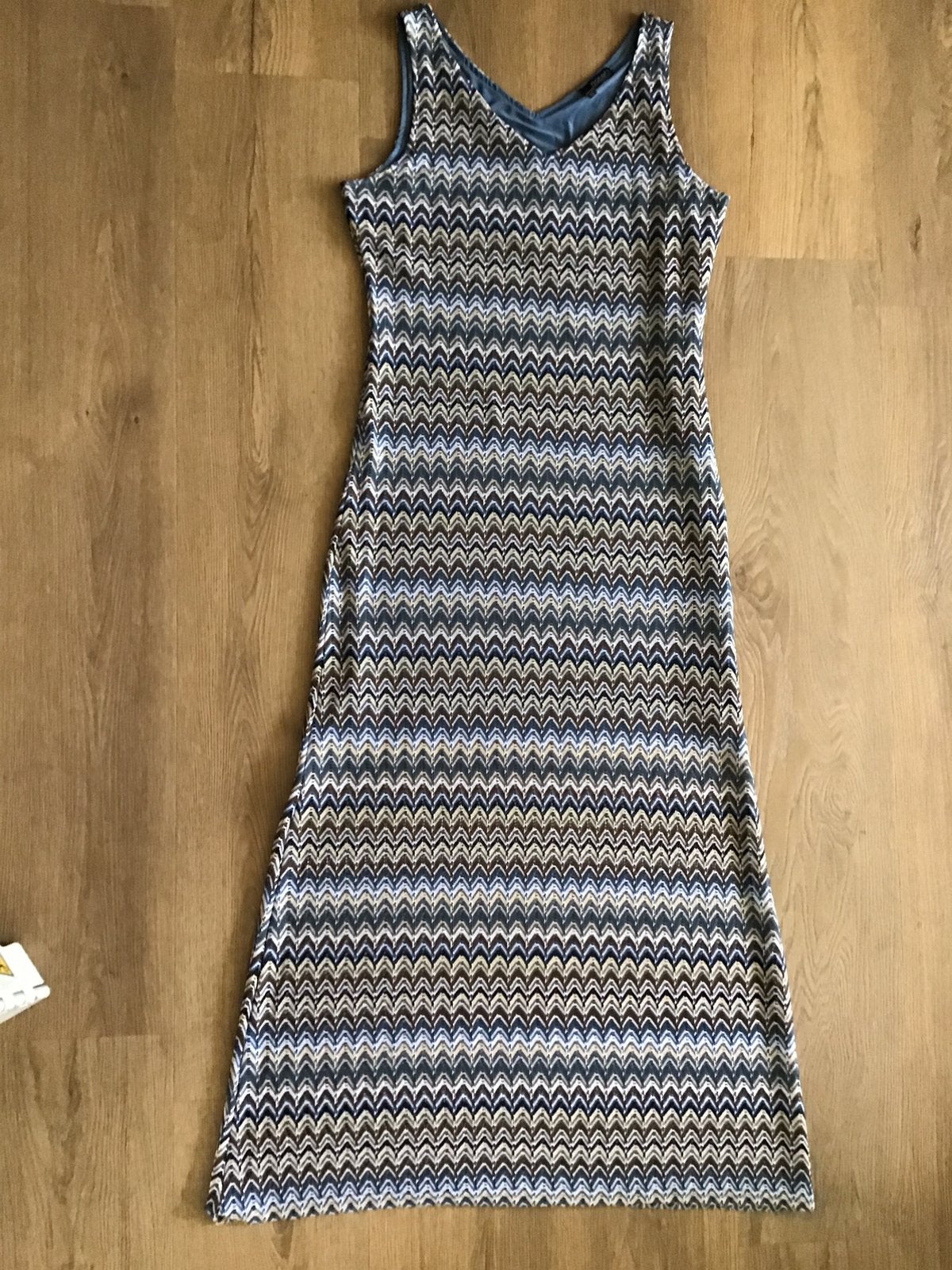 Jurk mt. 42 NORAH €20.- incl. verz., Ophalen of Verzenden, Nieuw, Maat 42/44 (L), Onder de knie