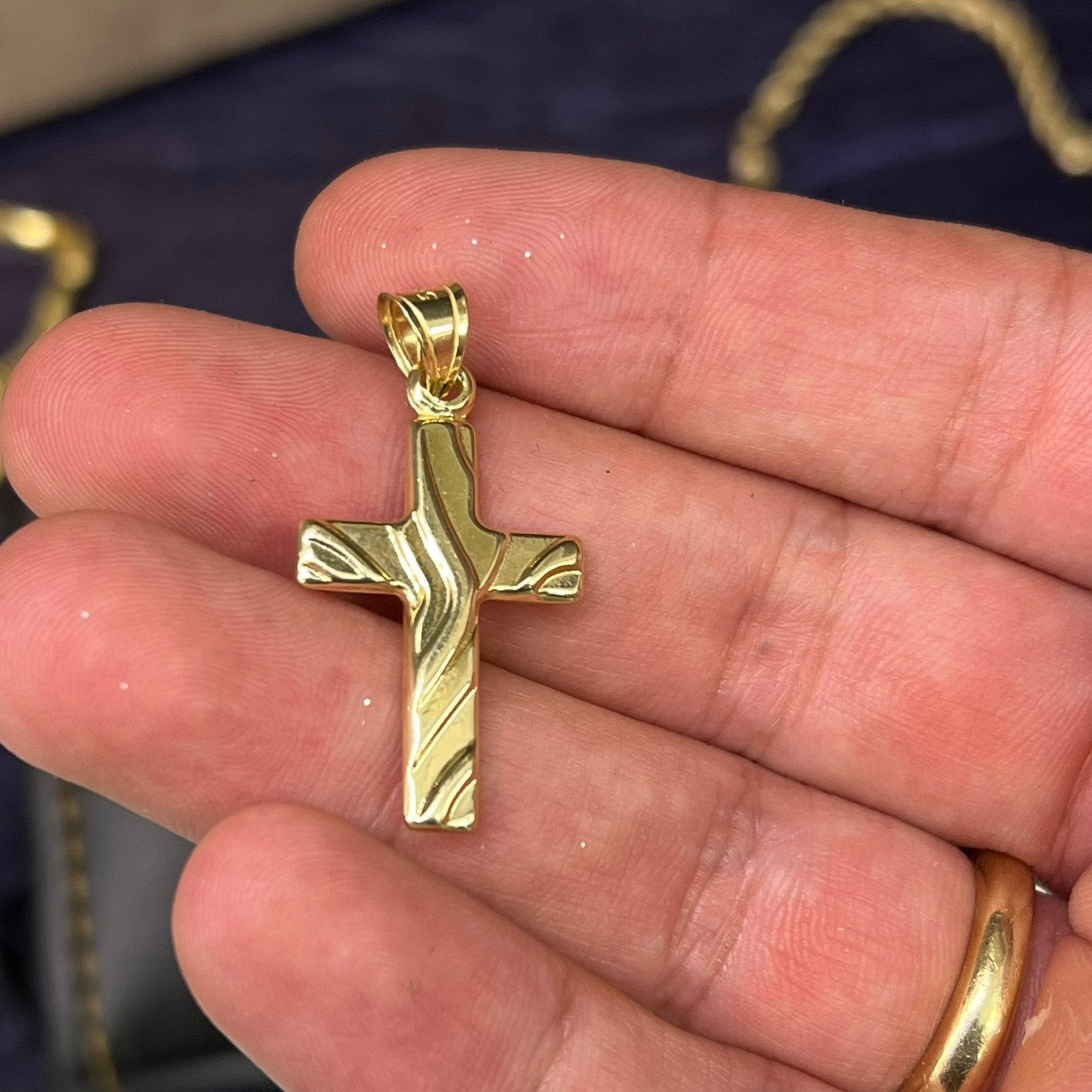 14 karaat gouden kruis kettinghanger hanger jezus, Ophalen of Verzenden, Zo goed als nieuw, Goud, Kruis of Symbool