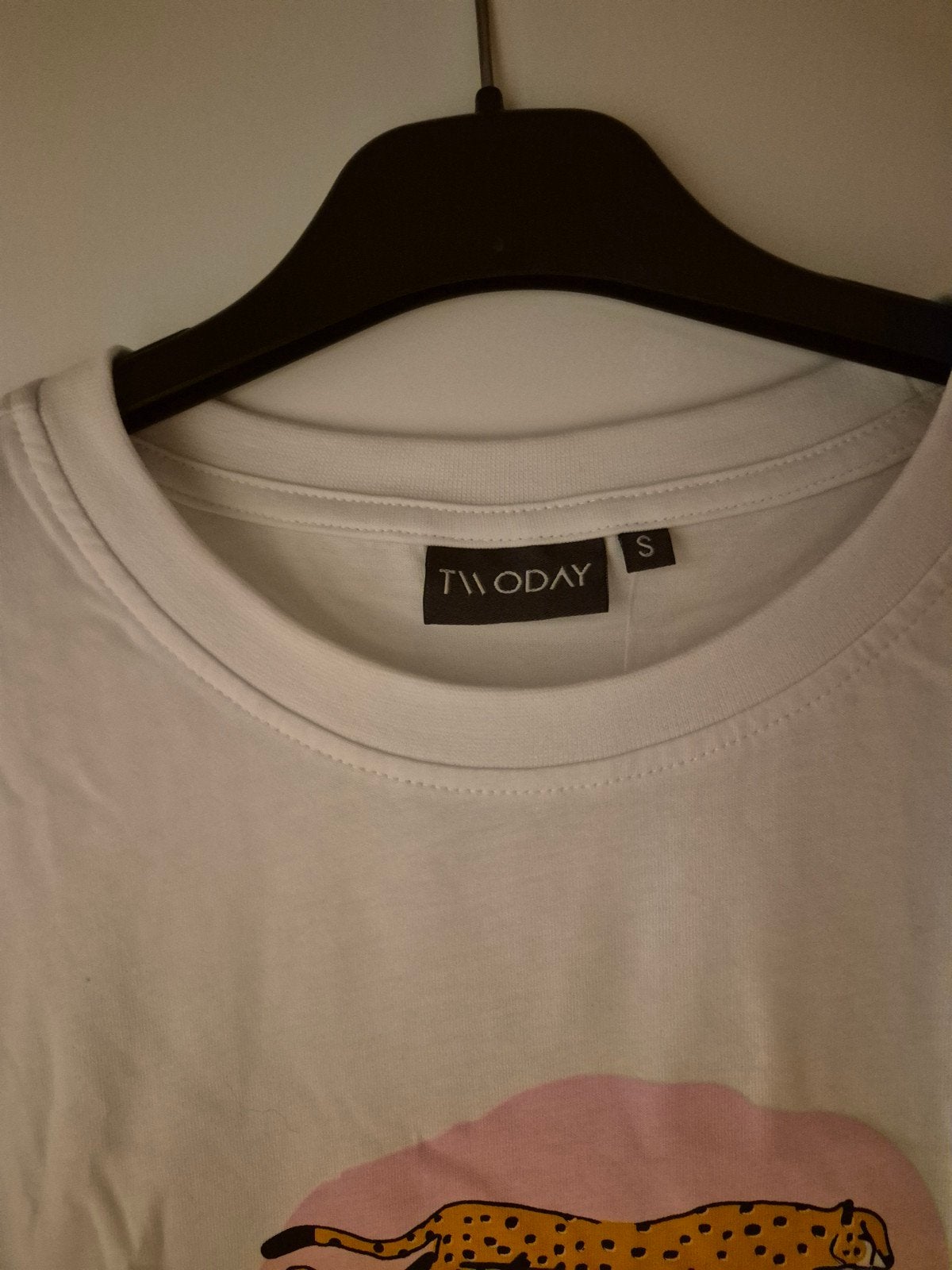 Foto 2 van Wit T-shirt met luipaardprint - Twooday - Maat S