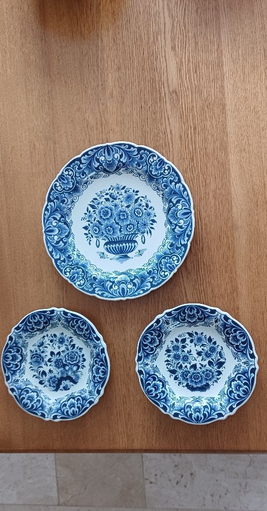 Delfts blauwe borden nog puntgaaf., Ophalen