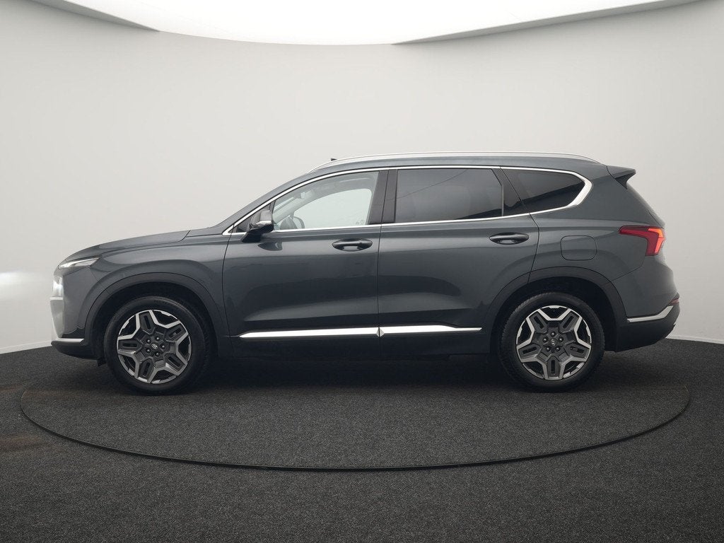 Hyundai Santa Fe 1.6 T-GDI Comfort Smart Sky PHEV 266pk Deal, Auto's, Hyundai, 1350 kg, Santa Fe, Gebruikt, Zwart