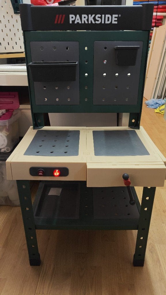 Parkside kinderwerkbank met licht & geluid Incl. Gereedschap, Ophalen, Zo goed als nieuw, Bouwen, Met licht