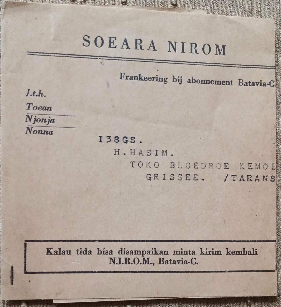 Nederl.-Indie 1938 Krantenwinkel  van de NIROM Soeara Nirom, Ophalen of Verzenden, T/m 1940, Gestempeld
