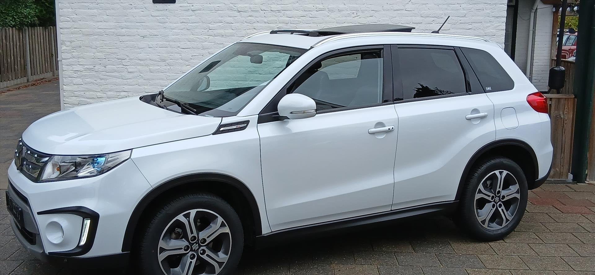 Suzuki Vitara 1.6 5drs VVT 120pk High Executive 56000 km, Auto's, Stof, Gebruikt, Zwart, 4 cilinders