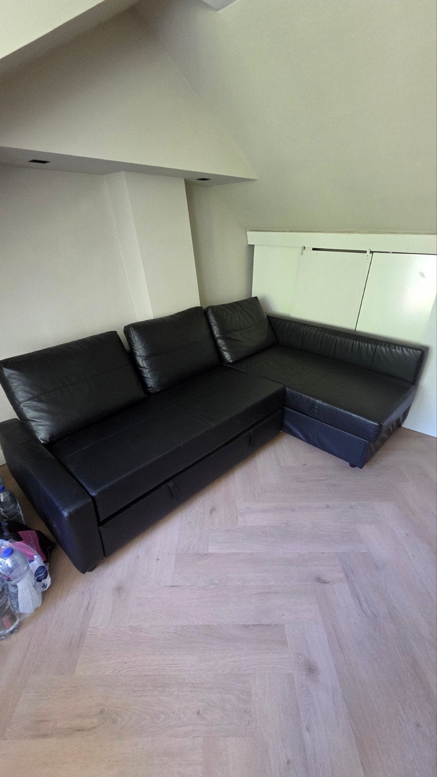 Zwarte slaapbank met opbergruimte (Ikea Friheten), Gebruikt, Zwart, Tweepersoons, 140 cm