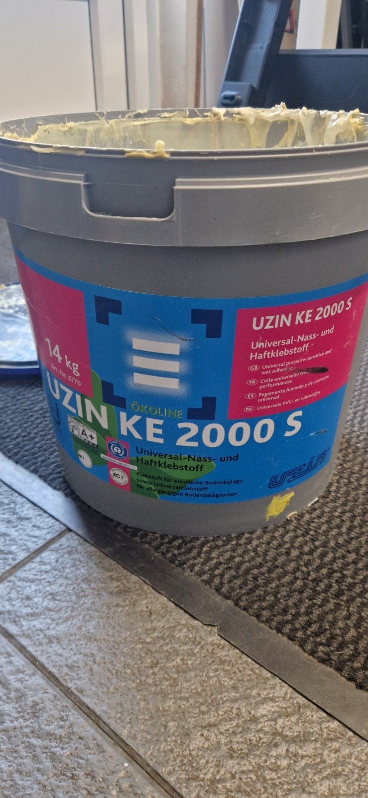 UZIN KE 2000 S PVC vloerlijm, Ophalen
