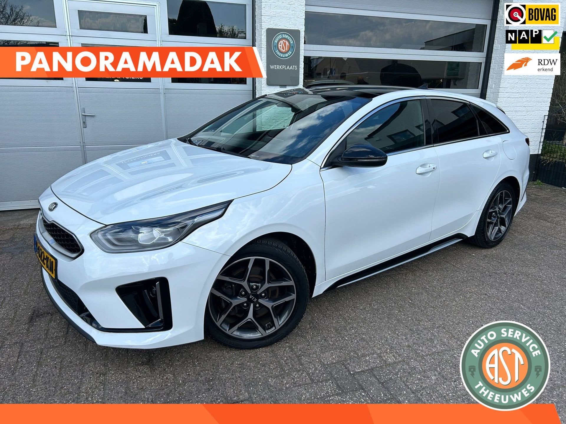 Kia ProCeed 1.0 T-GDI GT-Line LPG|PANO|NAVI|CAMERA, Auto's, Kia, Voorwielaandrijving, Gebruikt, Wit, Origineel Nederlands