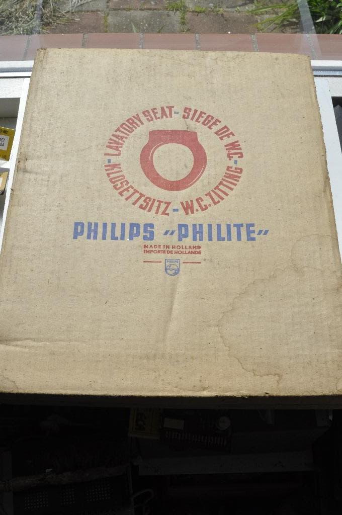 Philips Philite bakelieten WC bril in originele doos, Verzamelen, Ophalen of Verzenden, Persoonlijke verzorging