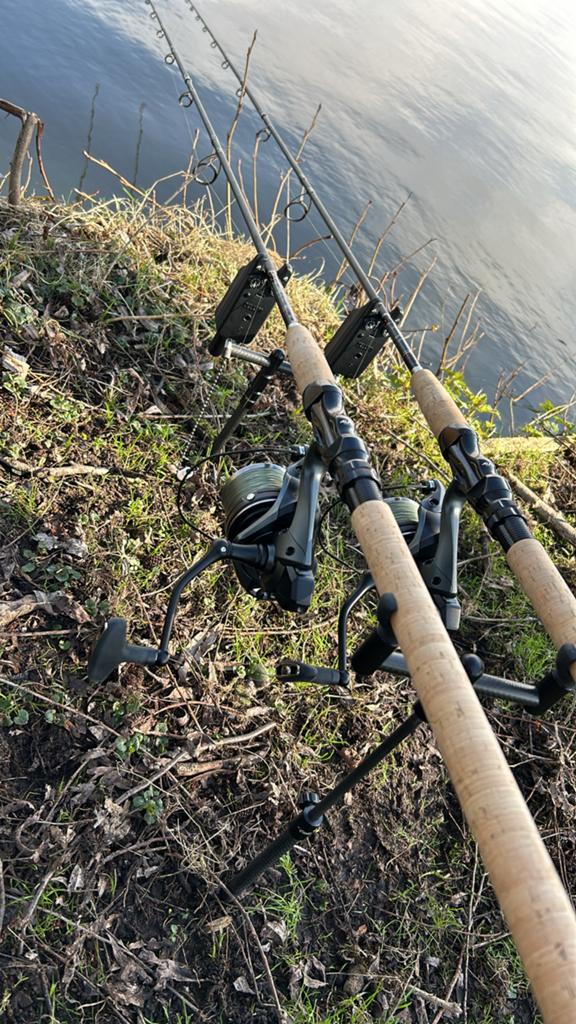 Victory Renegade Karperhengels 10ft 2.25 lbs (2 stuks), Ophalen, Zo goed als nieuw, Werphengel