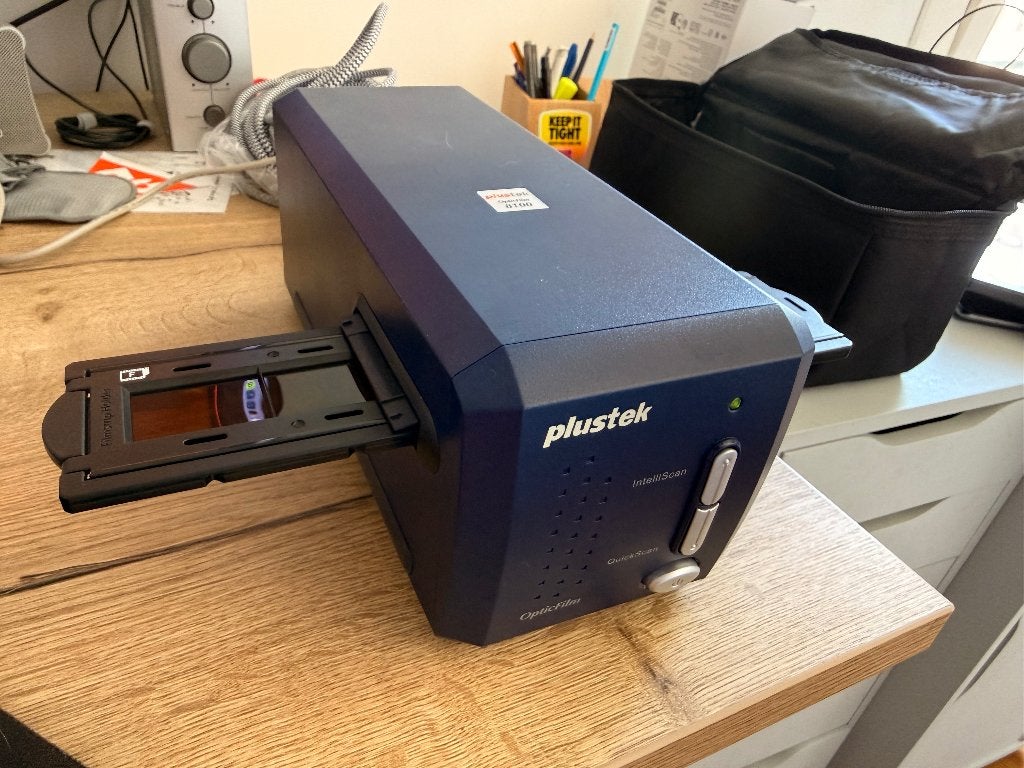 Plustek OpticFilm 8200 35mm Film Scanner, Computers en Software, Scanners, Zo goed als nieuw, Fotoscanner, Plustek, MacOS
