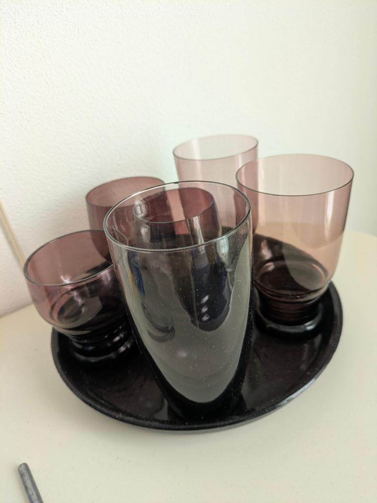 Set van 5 paarse glazen met glazen(2x) dienblad, Ophalen