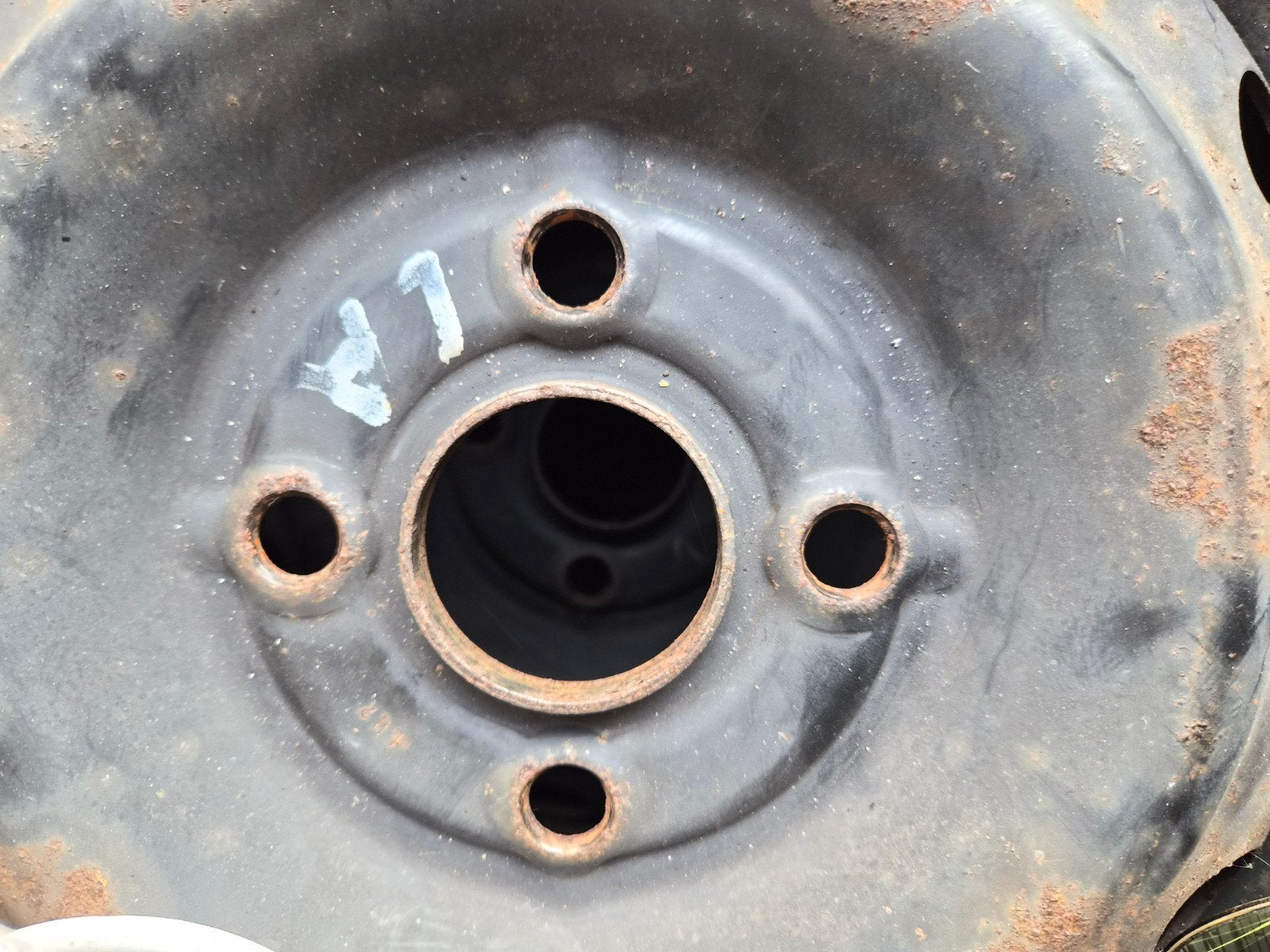 Hyundai i10 i20 velgen met banden 165/70R14, Ophalen of Verzenden, Gebruikt