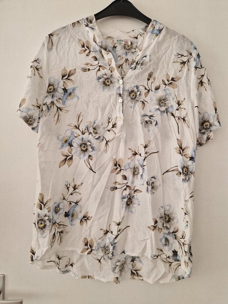Een leuke gebloemde blouse met korte mouwen, Ophalen of Verzenden, Zo goed als nieuw, Blouse of Tuniek