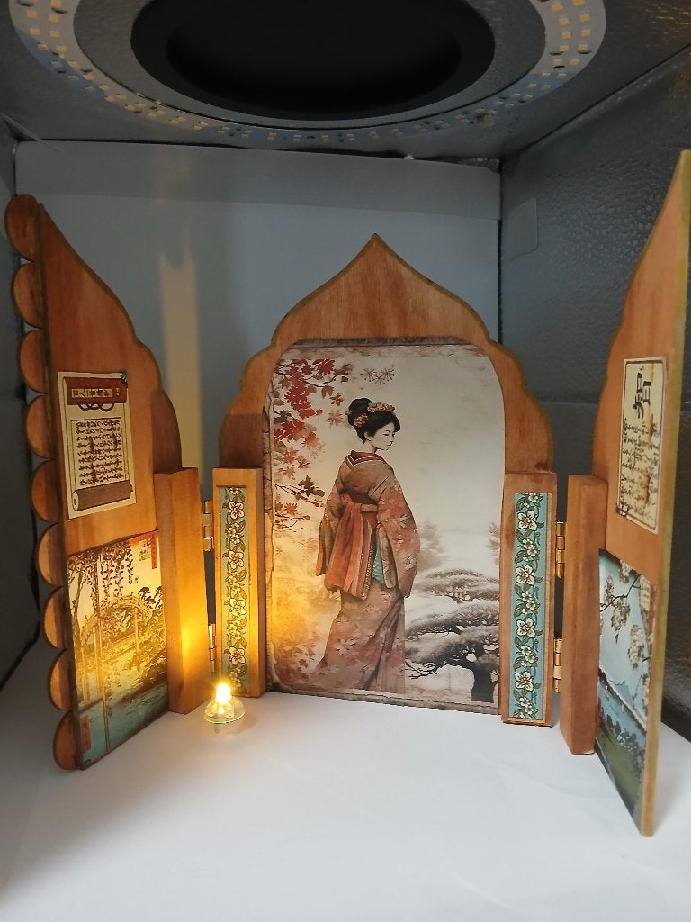 huis altaar 3 luik, Hout, Meerkleurig, Overige stijlen, Nieuw