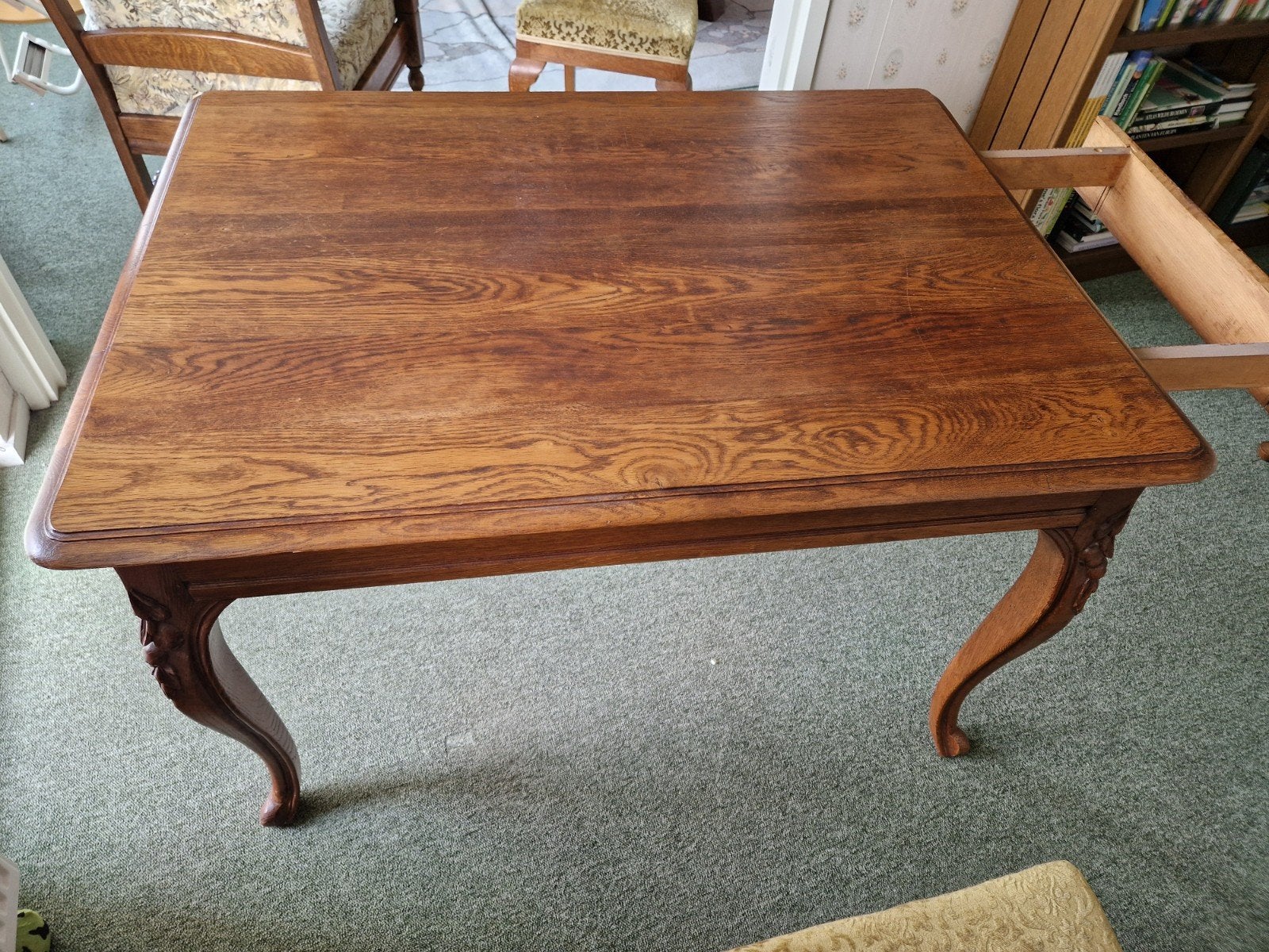 Antieke uitschuifbare eettafel van eikenhout, Ophalen
