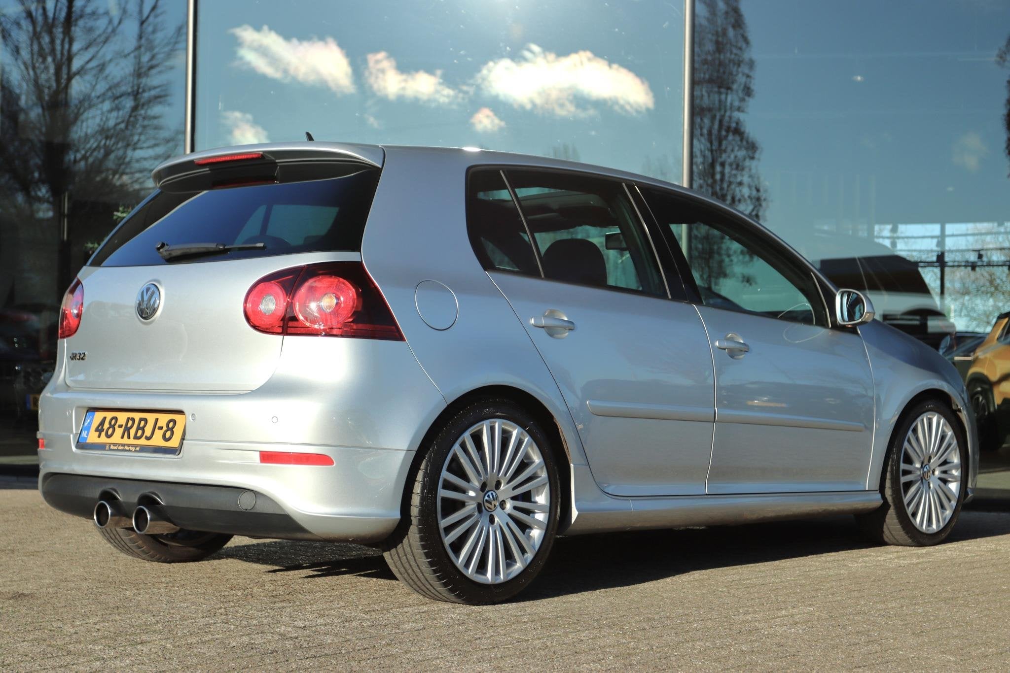 VOLKSWAGEN GOLF 3.2 6CIL R32 DSG | SCHUIFDAK | XENON | LEDER, Auto's, Volkswagen, Automaat, Gebruikt, 3189 cc, Vierwielaandrijving