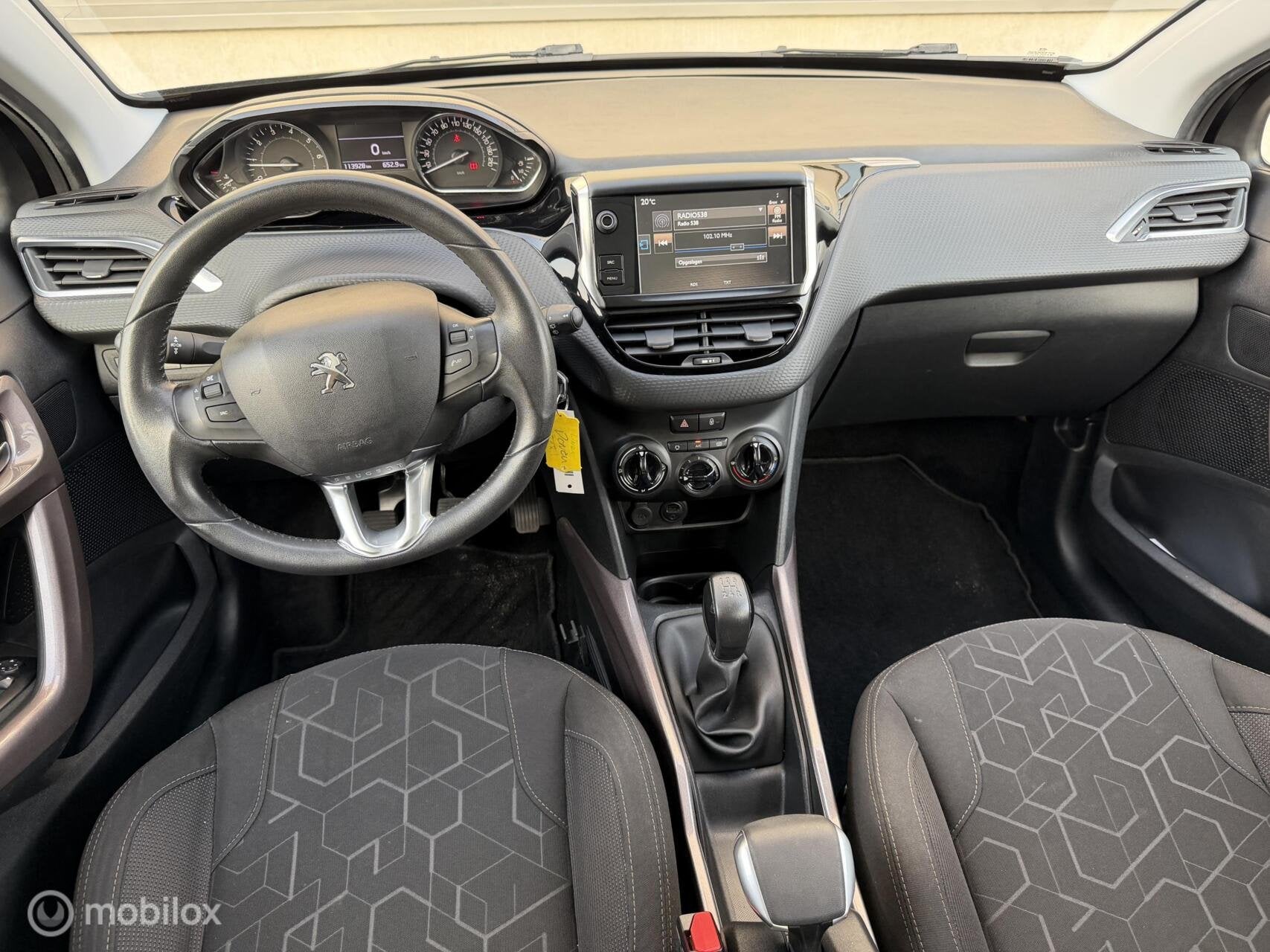 Foto 20 van Peugeot 2008 1.2 PureTech Active NWE APK PANO NAVI CAMERA