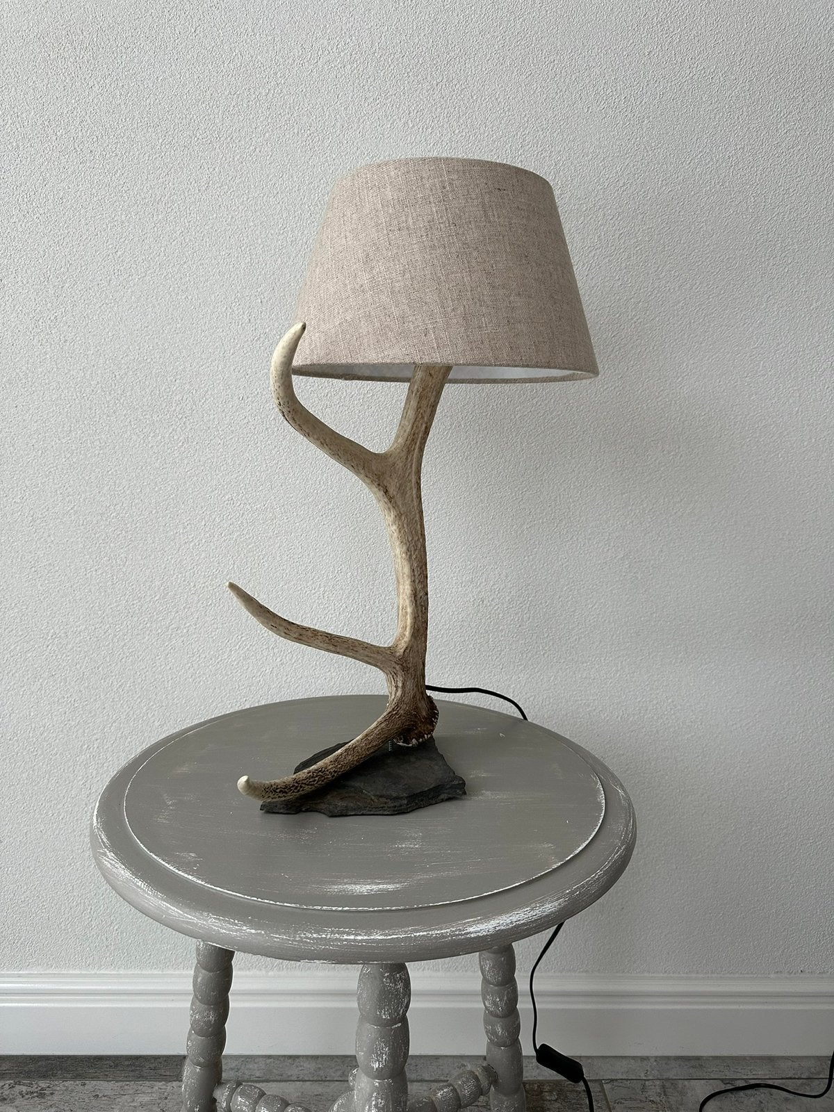 Geweilamp.schemerlamp.geweien.edelhert.damhert.tafellamp., Ophalen of Verzenden, Nieuw, Minder dan 50 cm
