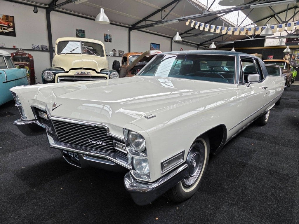Cadillac COUPE DE VILLE, Auto's, Cadillac, Automaat, Gebruikt, 8 cilinders, 2208 kg
