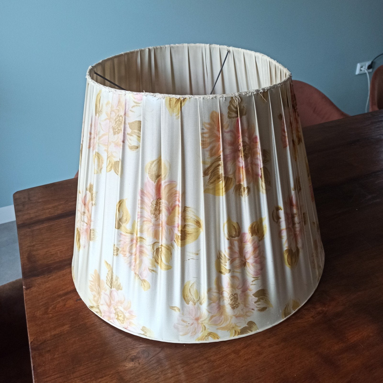 Vintage lampenkap met bloemenprint, Gebruikt, Rond, Ophalen of Verzenden, Textiel