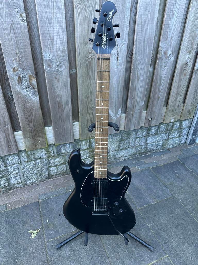 Sterling Stingray elektrische gitaar - Zo goed als nieuw, Ophalen, Zo goed als nieuw, Solid body, Overige merken