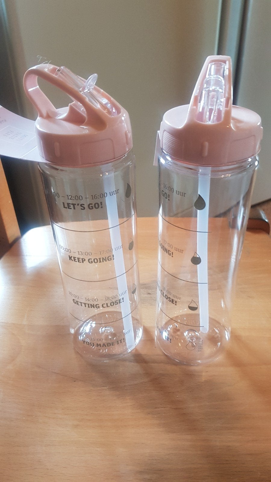 2 motivatie waterflessen met rietje, Sport en Fitness, Ophalen of Verzenden, Nieuw
