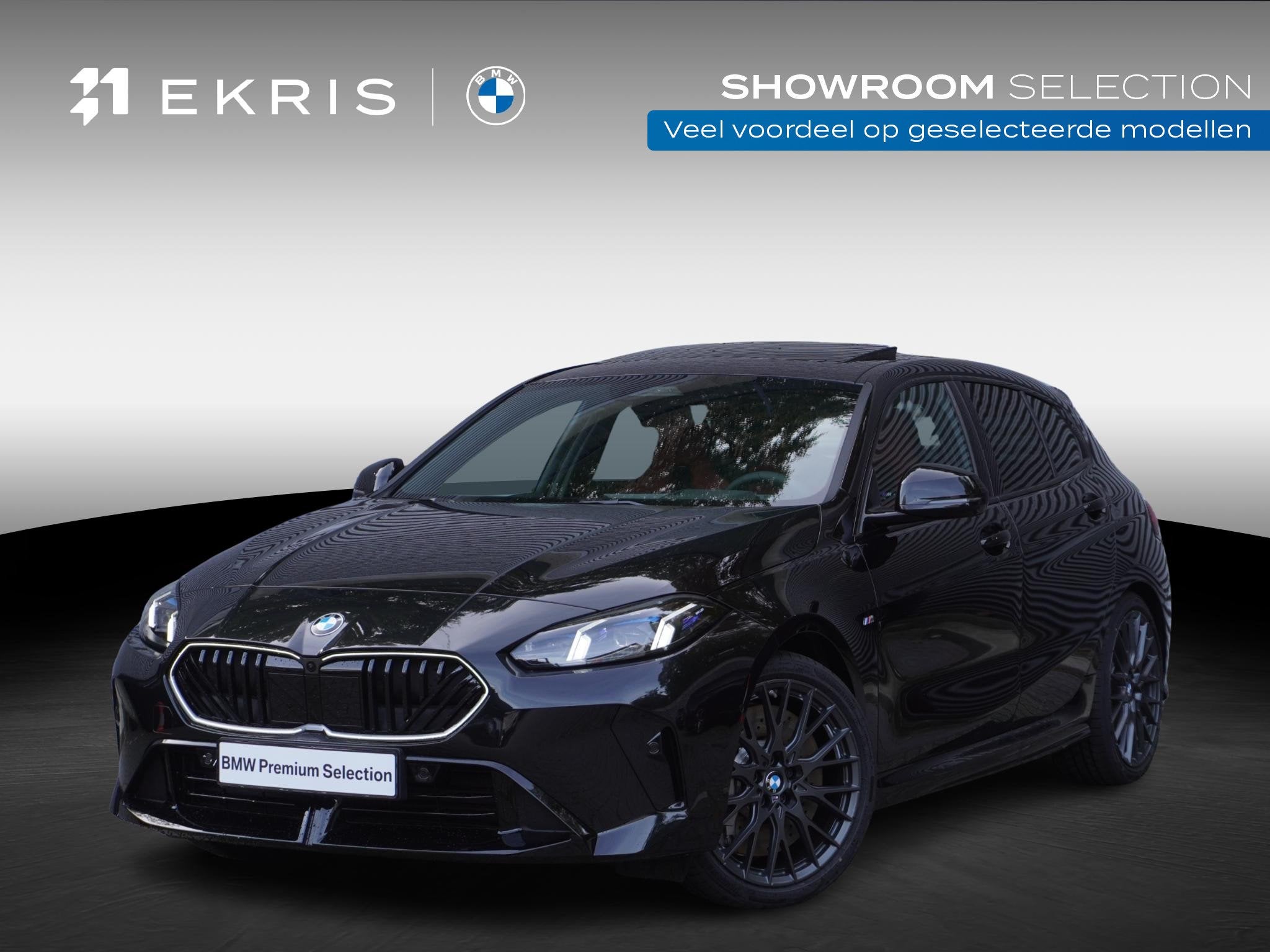 BMW 1 Serie 5-deurs 120 M Sportpakket Pro | Panoramadak elek, Auto's, BMW, Stof, Euro 6, Met garantie (alle), Zwart