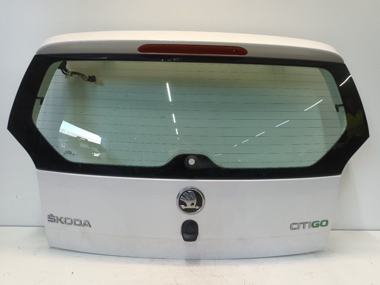 Achterklep Skoda Citigo, Onderdelen@venauto.nl, Van der Ven Autorecycling B.V., Gebruikt, Ettenseweg 76, 4706 PB Roosendaal, The Netherlands