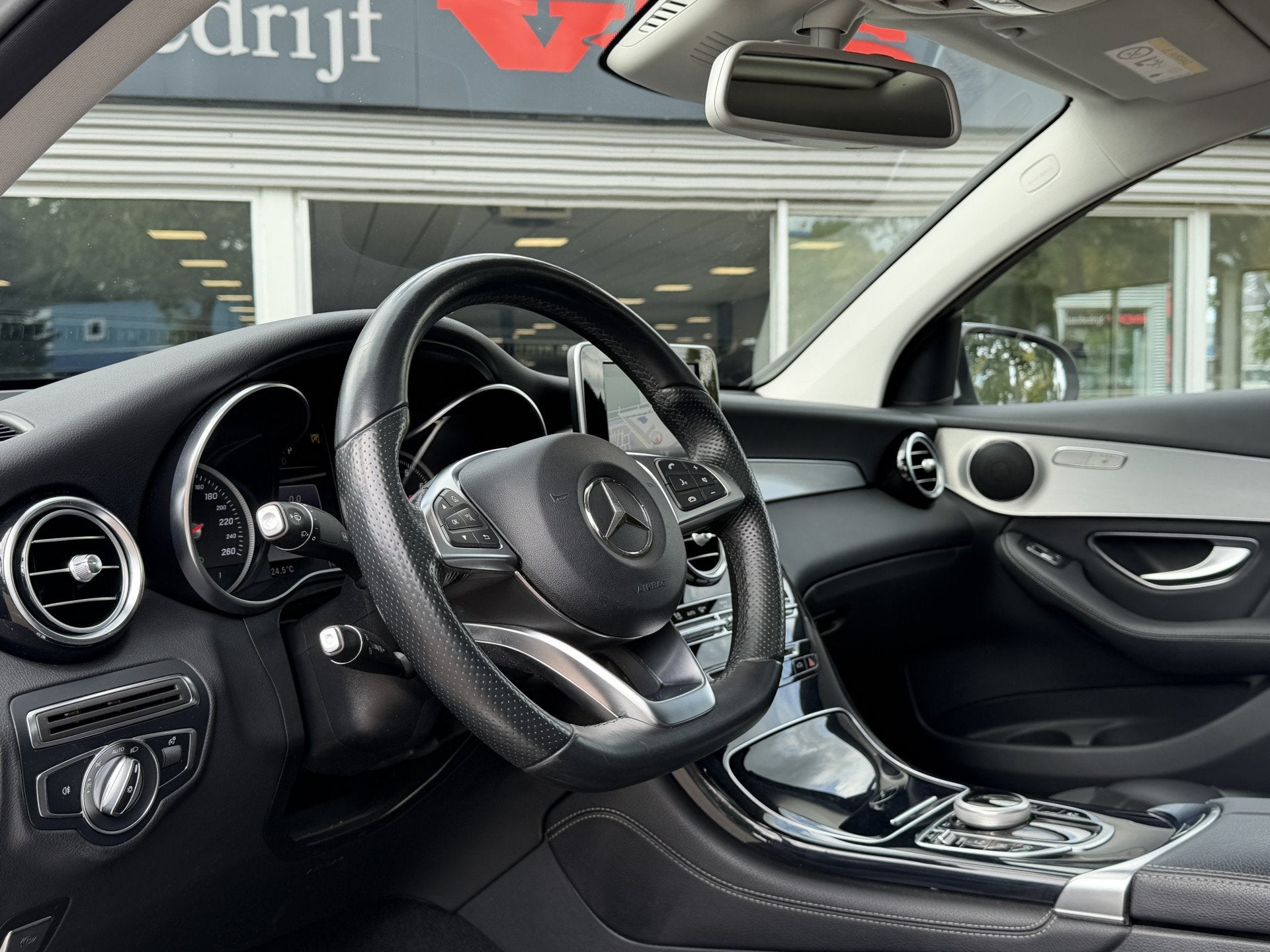 Mercedes-Benz GLC Coupé 250 4MATIC AMG-Line | Glasdak | Sta, Automaat, Gebruikt, 4 cilinders, 14 km/l