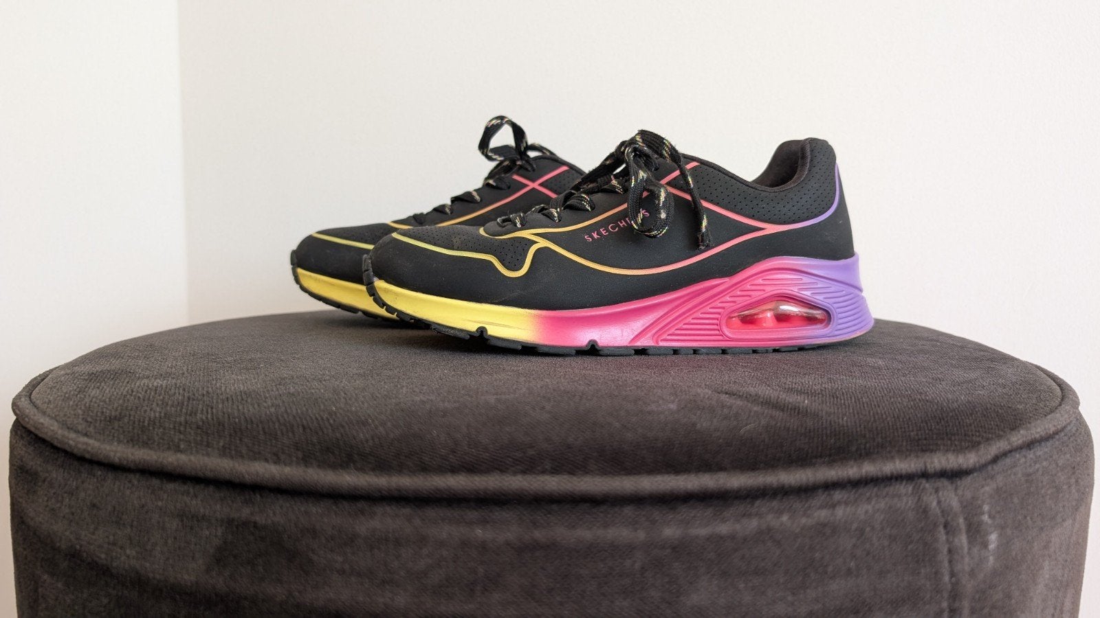 Skechers sneakers maat 36 - Zwart met kleurrijke accenten, Ophalen, Meisje, Sportschoenen, Skechers