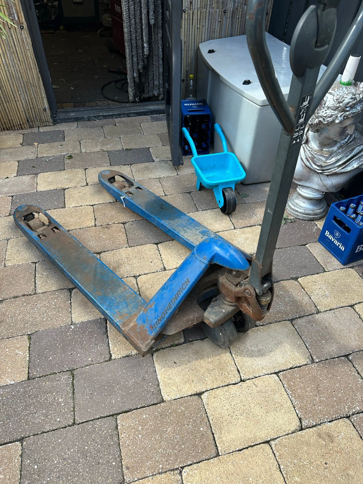 Jungheinrich Palletwagen - 2200kg hefvermogen, Doe-het-zelf en Verbouw, Transportwagens, Ophalen, Gebruikt, Overige typen