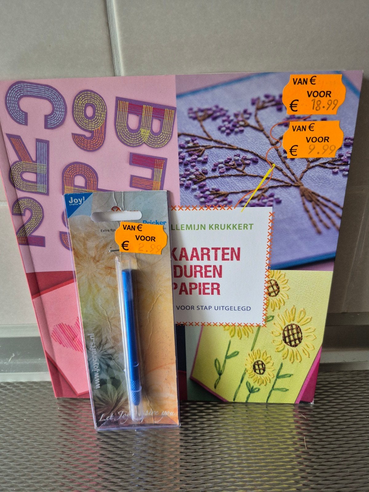 BORDUREN OP PAPIER BOEK NIEUW, Ophalen, Nieuw, Overige thema's, Overige typen