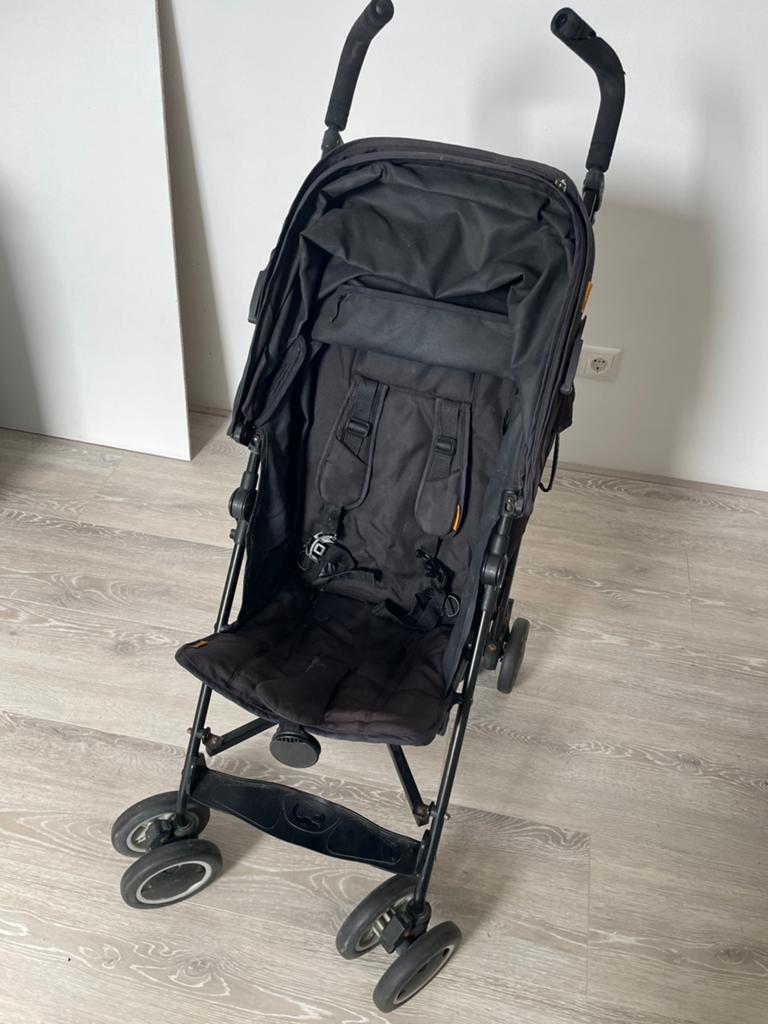 Koelstra paraplu buggy zwart met reis hoes, Kinderen en Baby's, Buggy's, Ophalen, Gebruikt, Koelstra