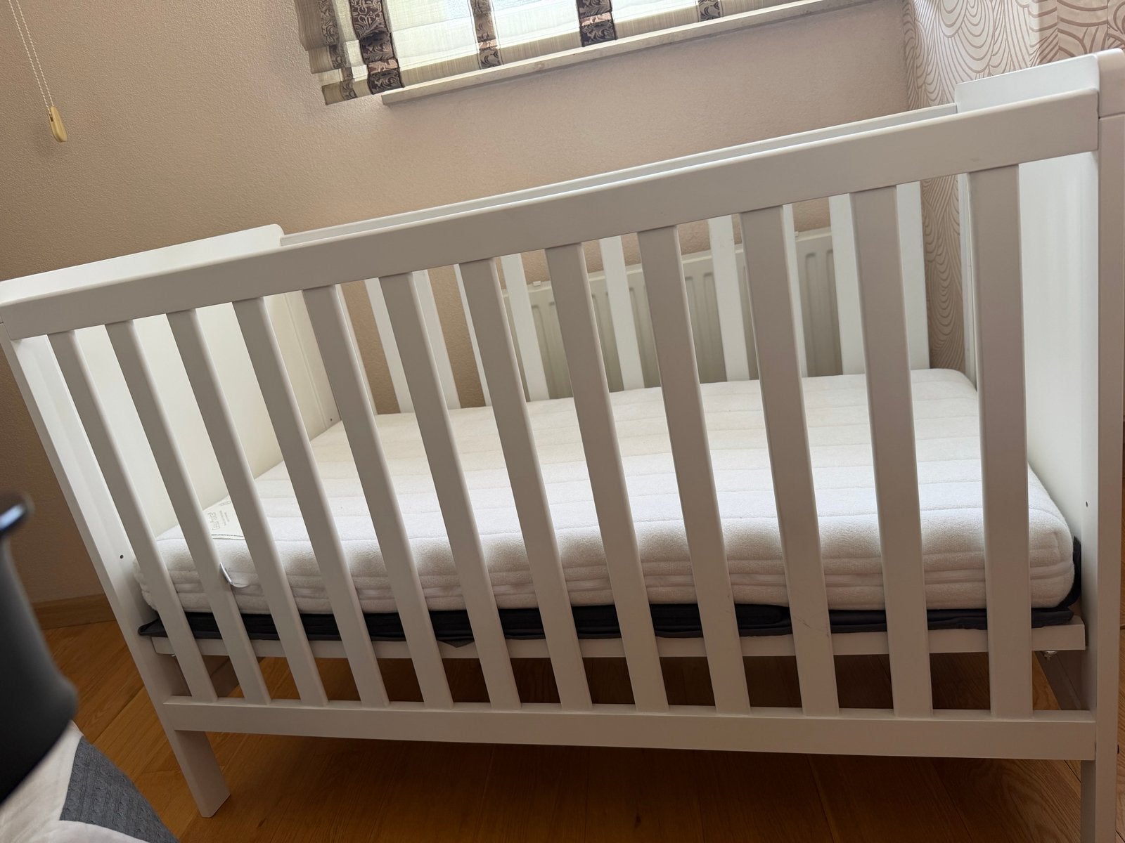 Wit Ledikant met Matras - Zo goed als nieuw, Ophalen of Verzenden, Zo goed als nieuw, Ledikant