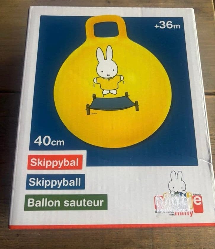 New: Nijntje Skippybal 40 cm Nieuw in doos Geel Vanaf 3 jaar, Kinderen en Baby's, Ophalen of Verzenden, Zo goed als nieuw