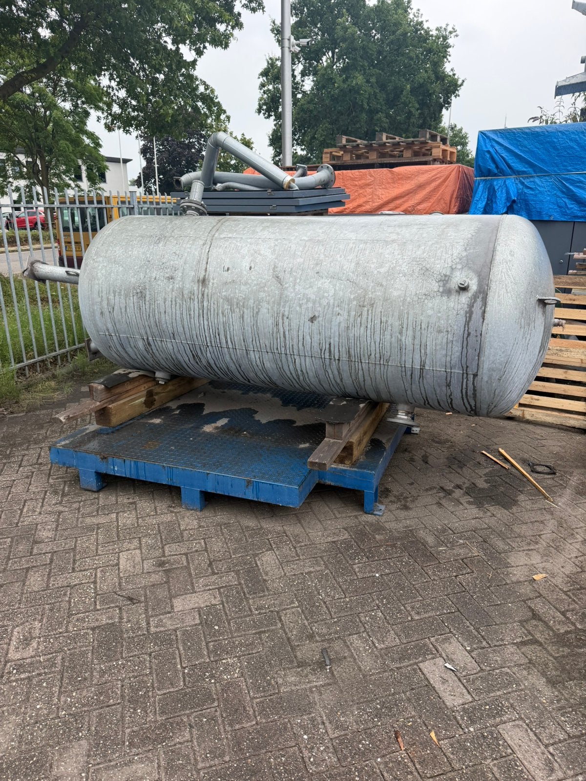 Staande 3000 liter buffertank., 100 liter of meer, Ophalen, Zo goed als nieuw