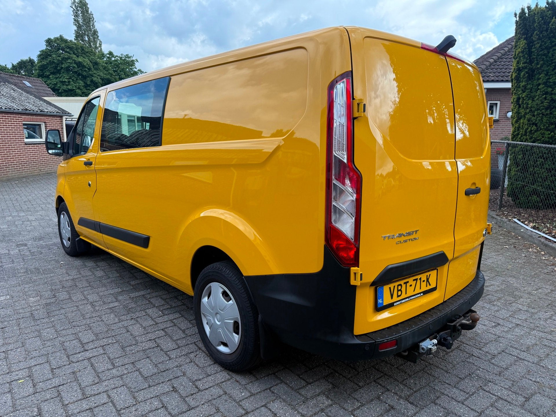 Ford Transit Custom 340 2.0 TDCI L2H1 Trend DC 130PK airco c, Voorwielaandrijving, 15 km/l, Euro 6, 4 cilinders