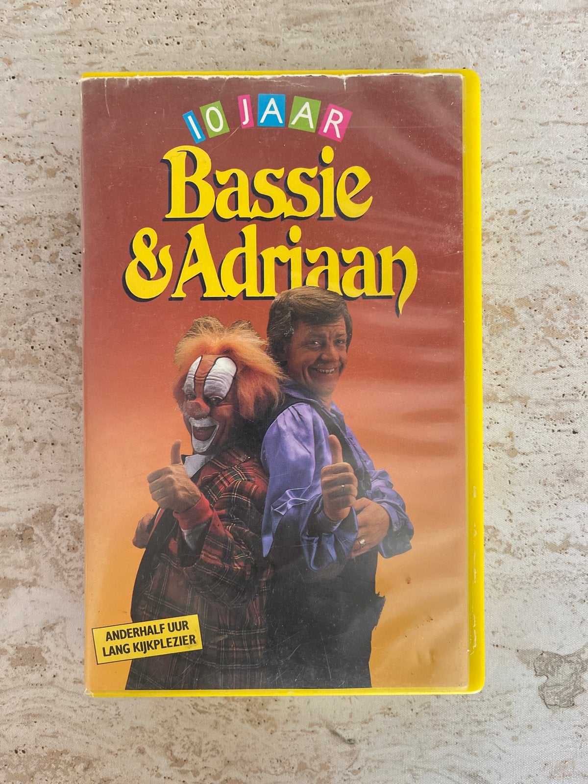 CNR VHS - 10 Jaar Bassie & Adriaan, Cd's en Dvd's, Gebruikt, Alle leeftijden, Kinderprogramma of -film, VHS