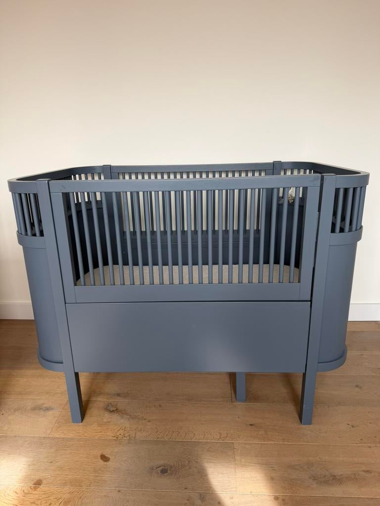 Sebra Kili Meegroeibed Forest Lake Blue, Kinderen en Baby's, Babywiegjes en Ledikanten, Ophalen, Zo goed als nieuw, Ledikant