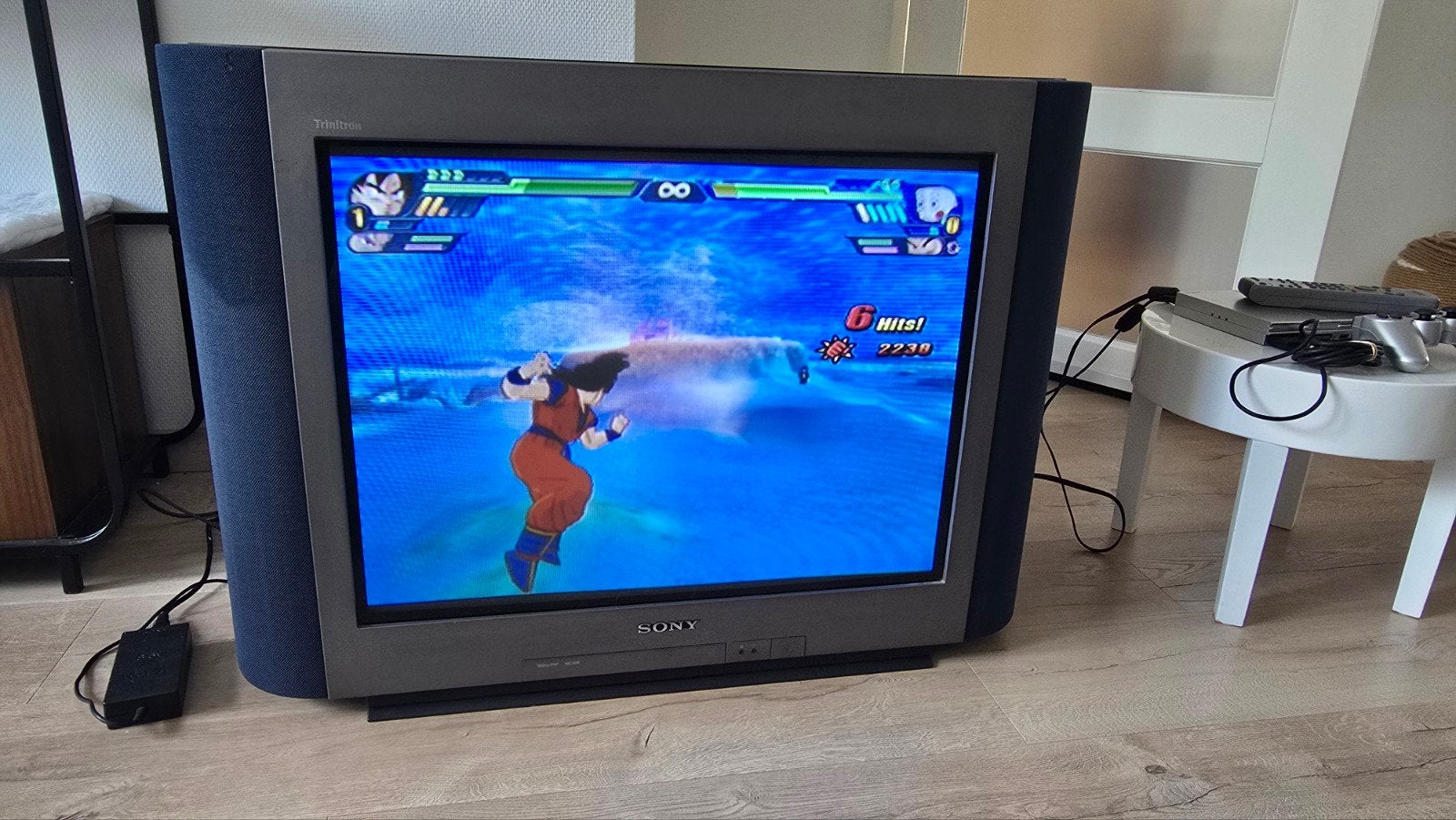 Foto 2 van Sony Trinitron KV-29FC60B | Ultieme Retro Gaming TV