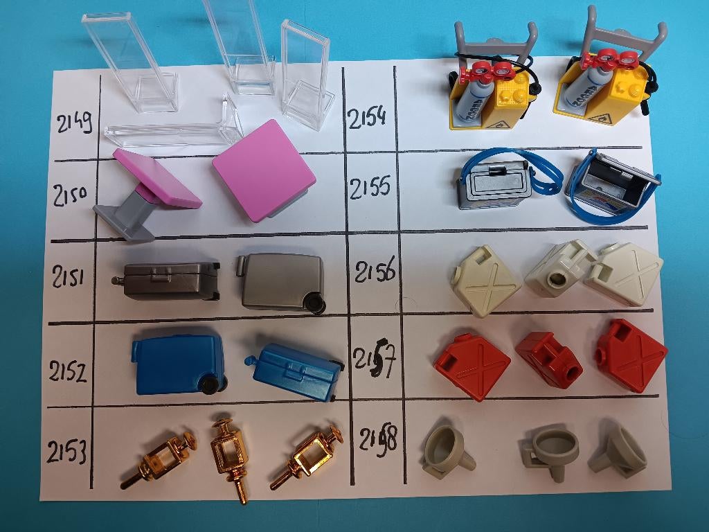 Playmobil Onderdelen 2149-58 Koffer Tafel Lantaarn Jerrycan, Verzenden, Gebruikt